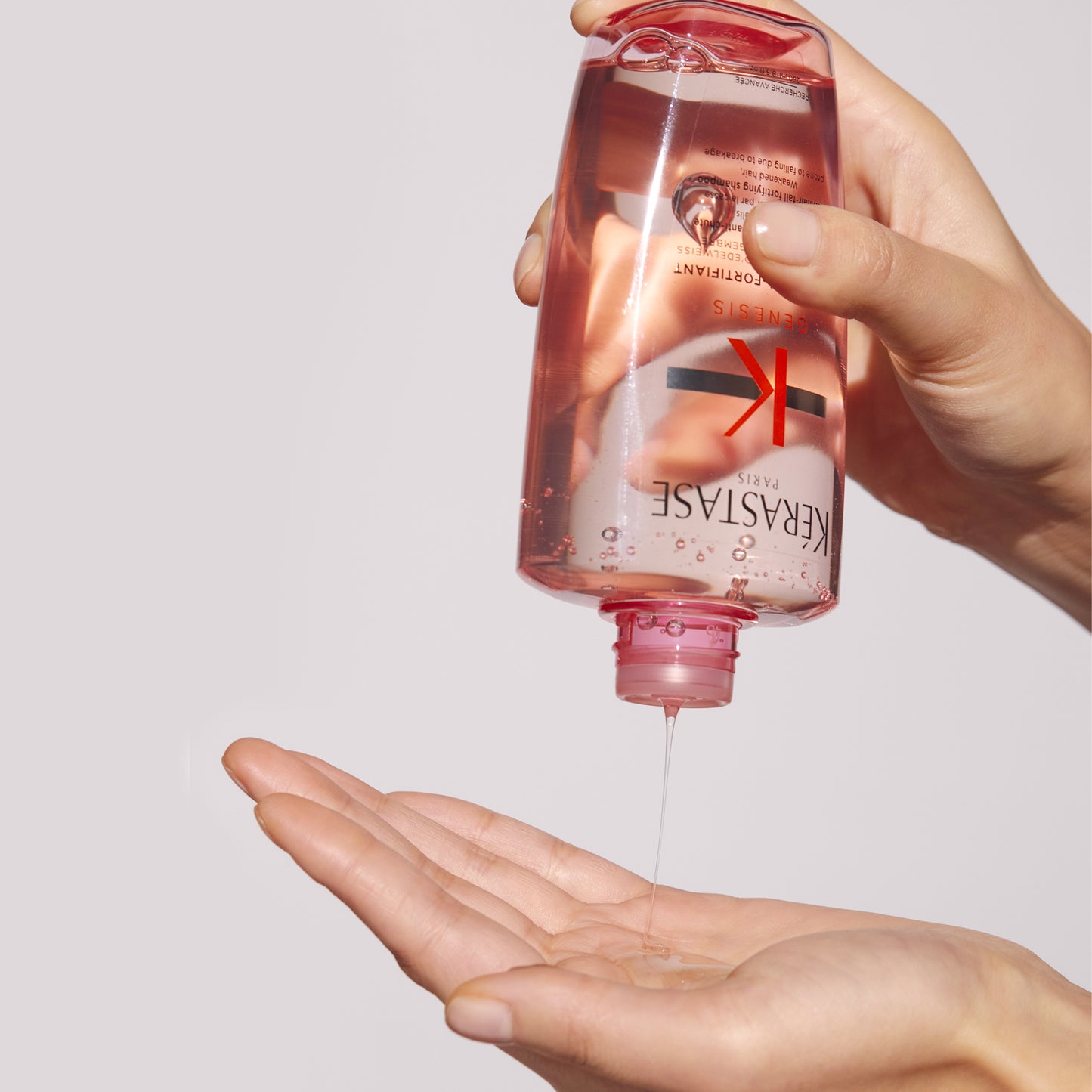 Shampoo Bain Hydra-Fortifiant y recarga / Genesis - 250 ml